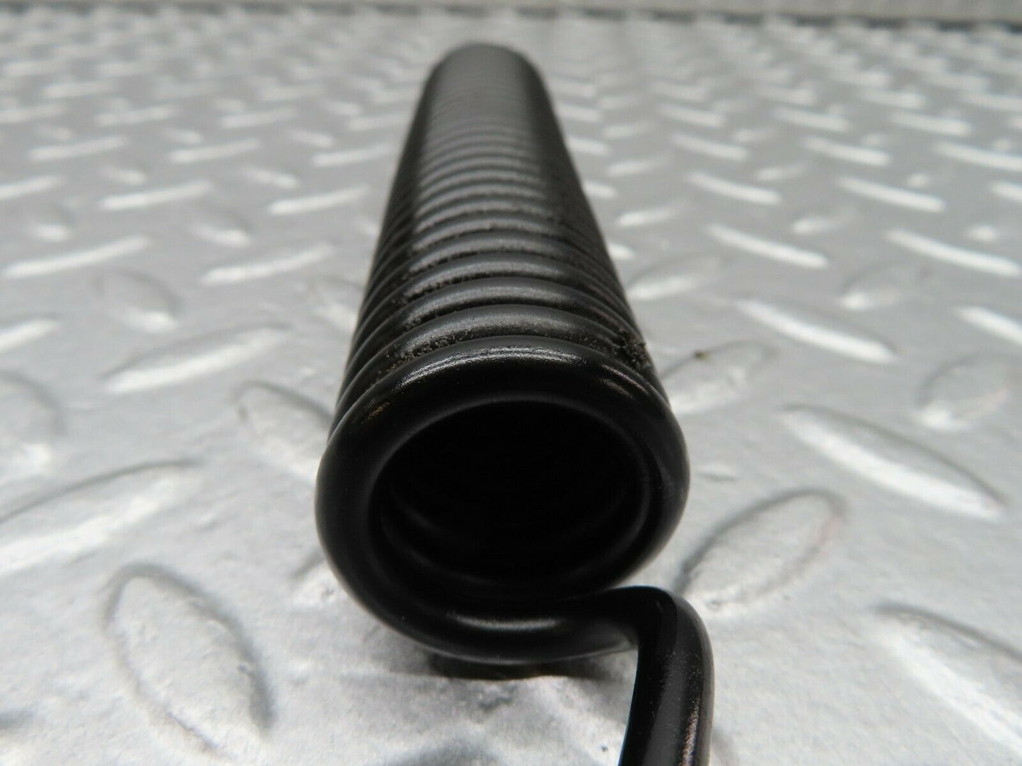17971 Mercedes-Benz W123 200 Bonnet Hinge Spring