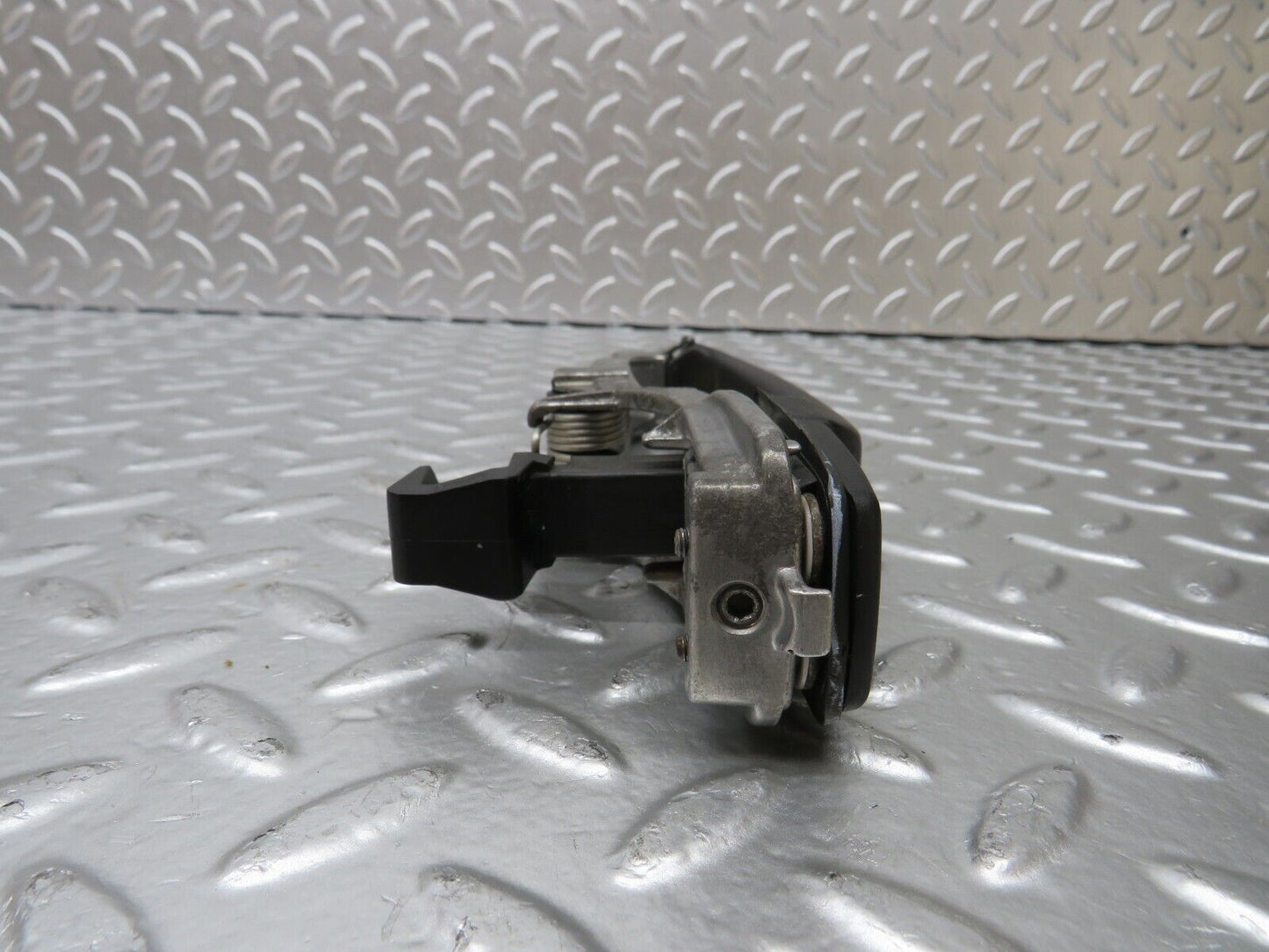 25209 Mercedes-Benz W201 190D Exterior Door Handle Rear Right