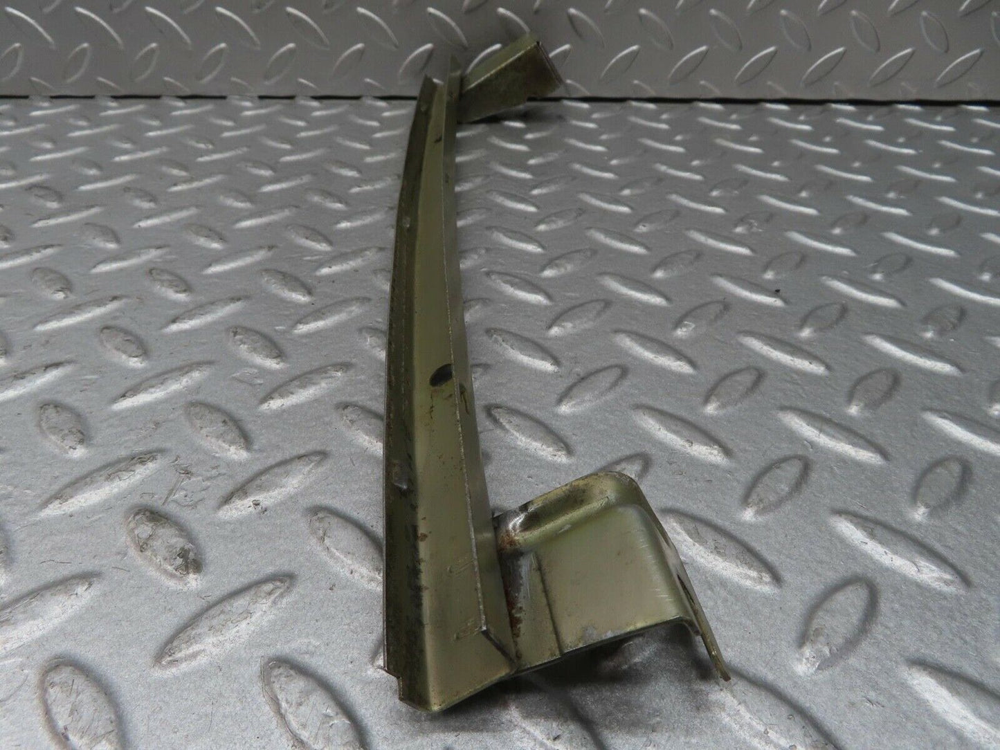 13634 Mercedes-Benz W123 200 Rear Right Window Channel