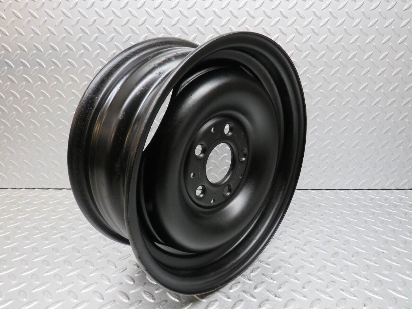 37730 Mercedes-Benz W109 300SEL Steel Wheel 5.5x2Jx14H2 1154001302