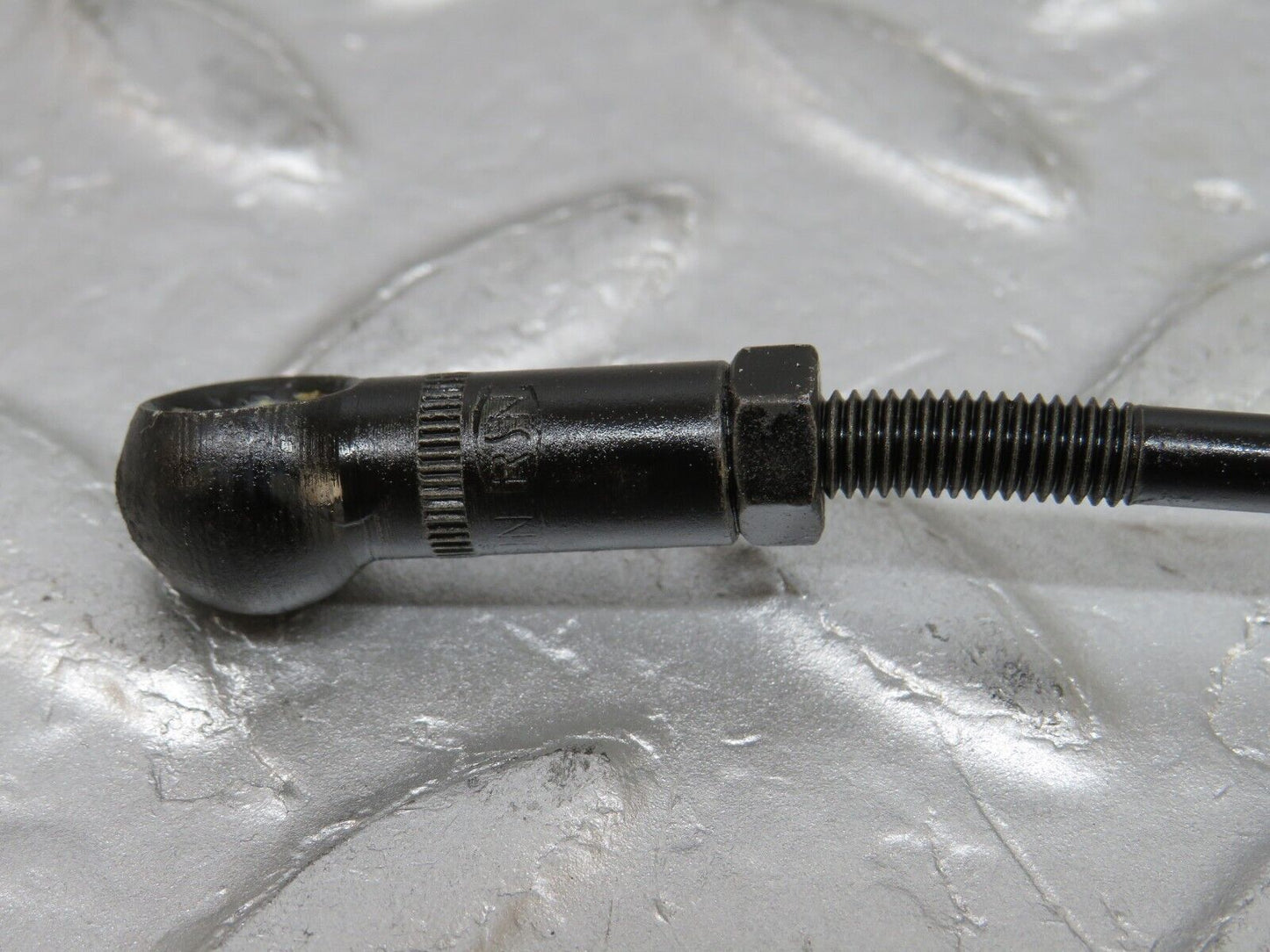 37555 Mercedes-Benz W109 300SEL Throttle Linkage