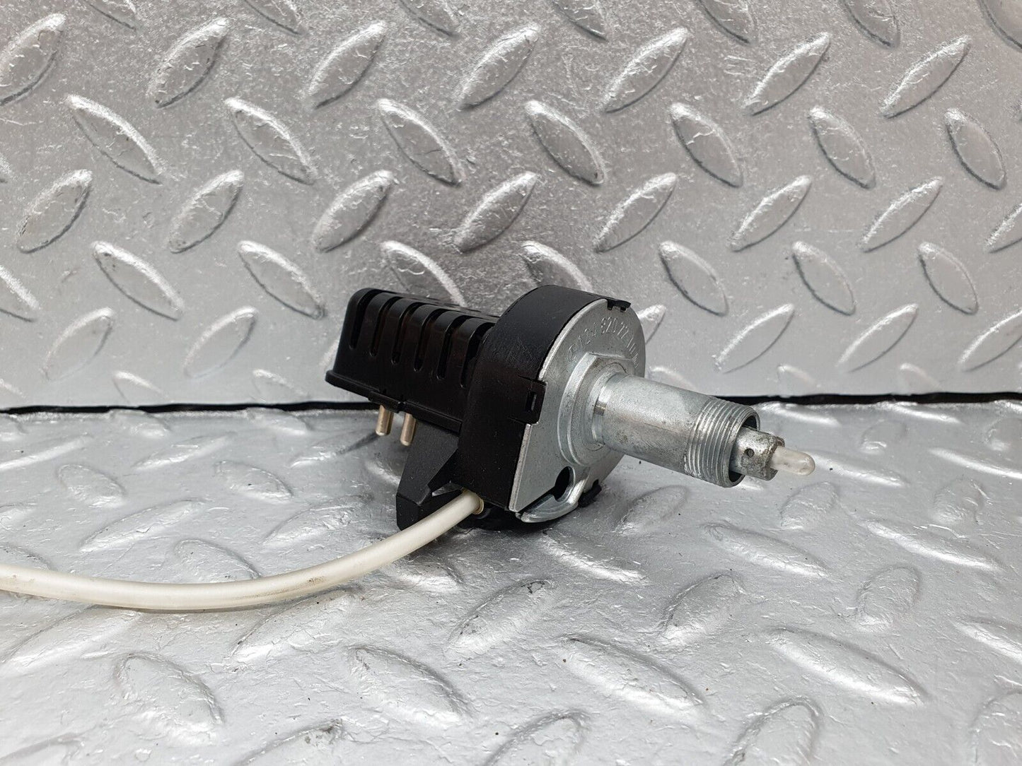 41514 Mercedes-Benz W124 200E Heater Blower Switch 1248202210