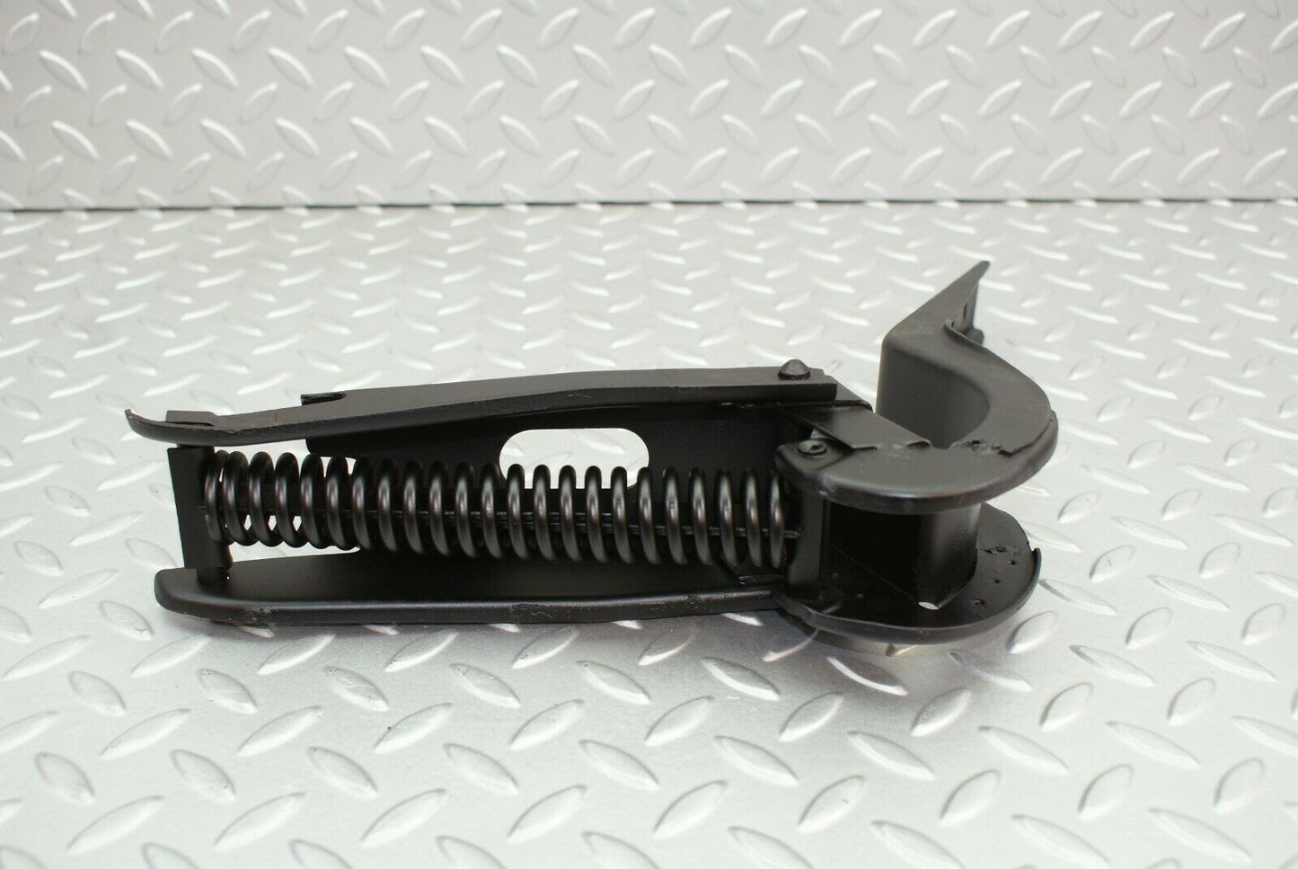 2685 Mercedes-Benz W120 PONTON Trunk Lid Hinges
