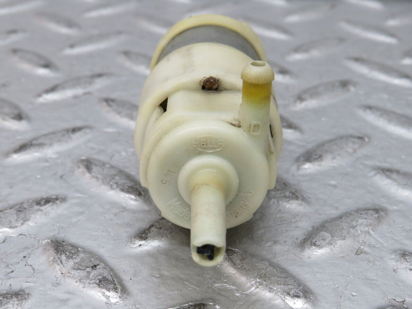 27258 Mercedes-Benz W123 280E Windscreen Washer Pump Hella 1238690021