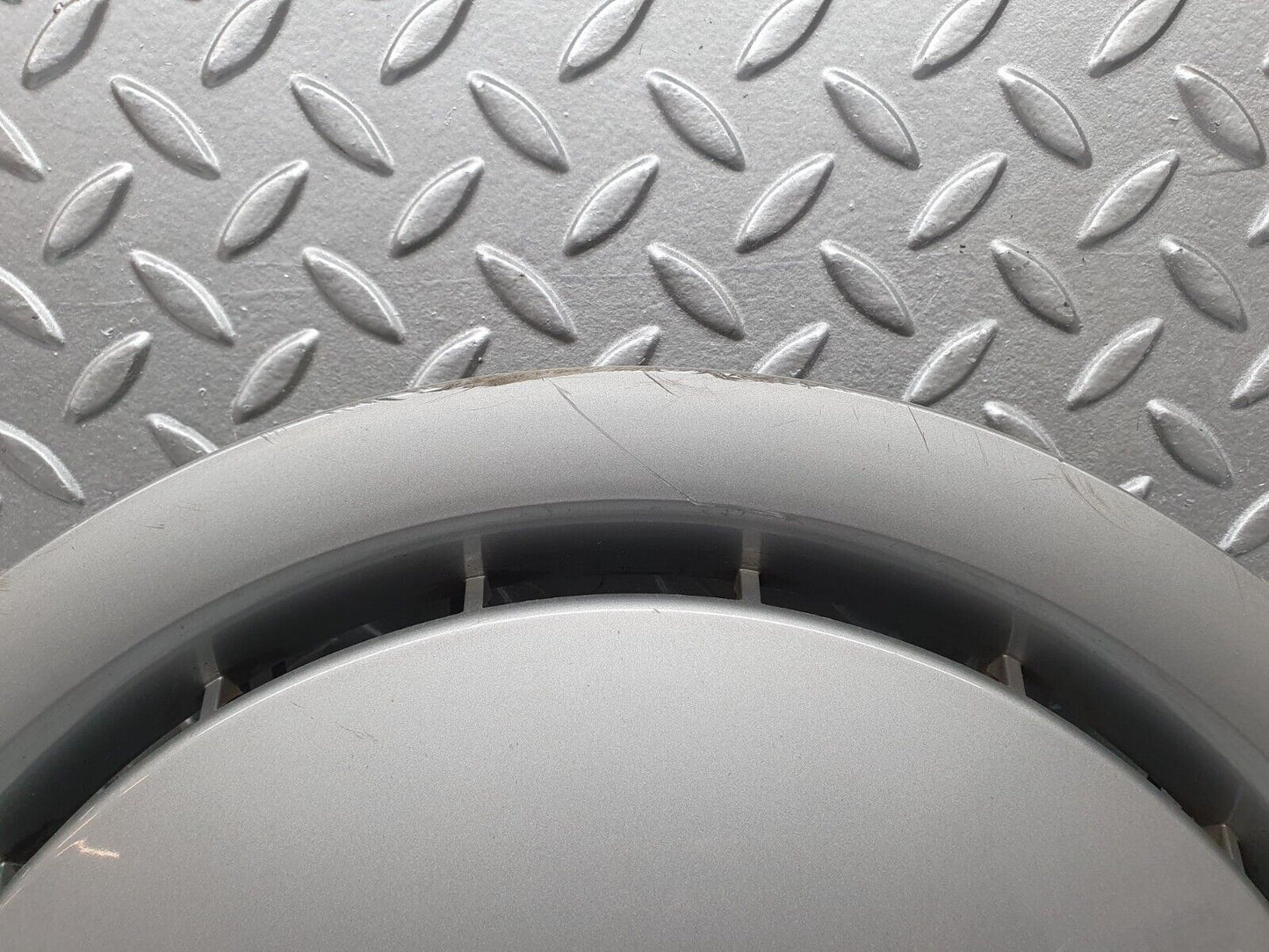 42878 Mercedes-Benz W201 190 2.0L Wheel Trim Hub Cap 14" 2014010324