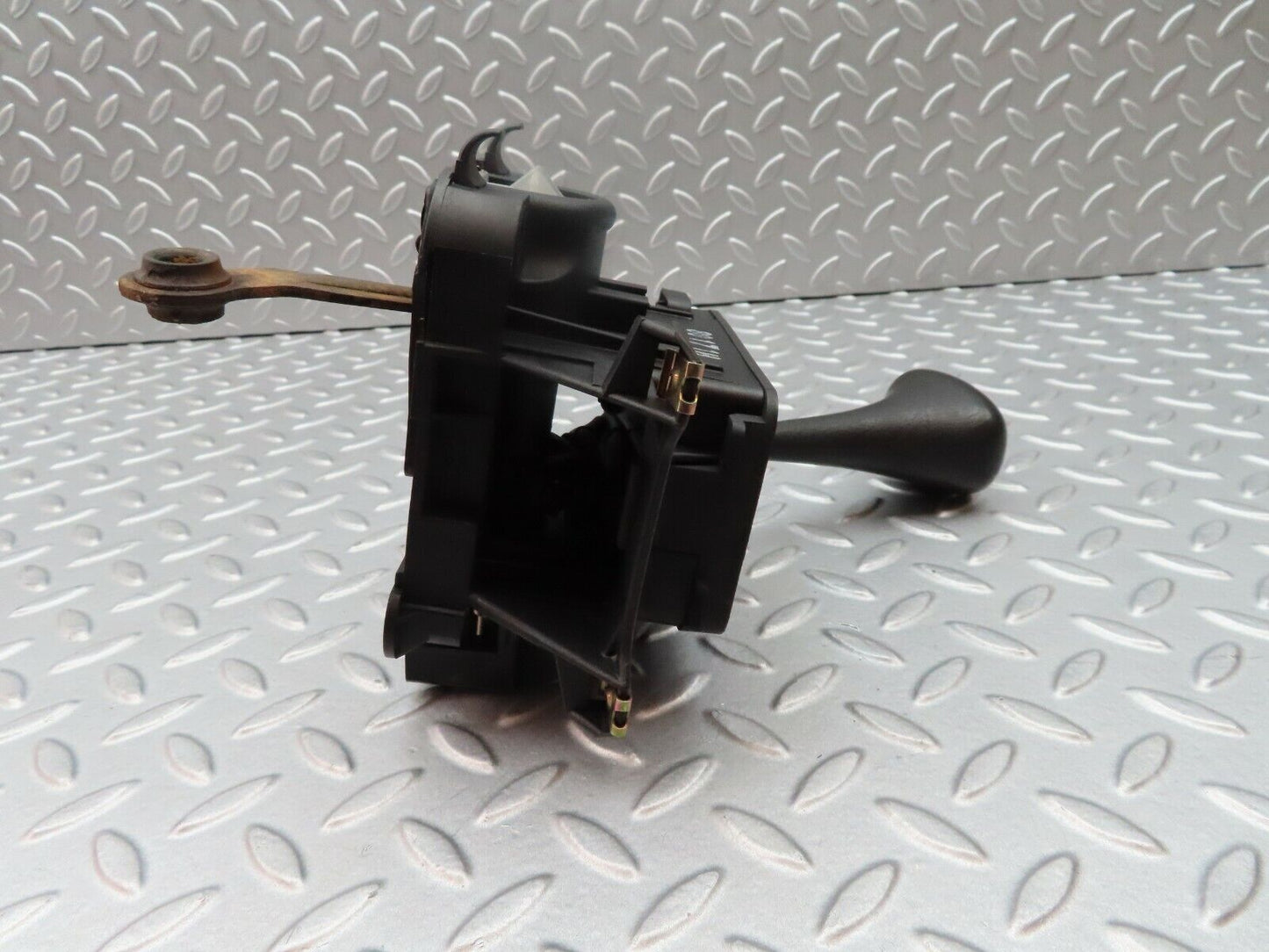 5377 Mercedes-Benz W124 230E Automatic Gear Shift Selector 1242670237