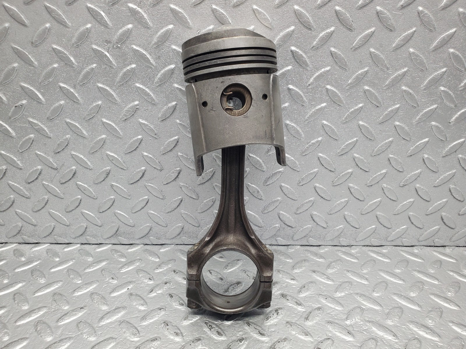 W112 piston and connecting rod 84.98mm used OEM