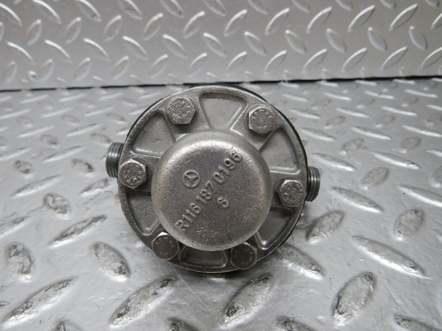 26199 Mercedes-Benz W116 450SE Oil Pressure Damper 1161870196