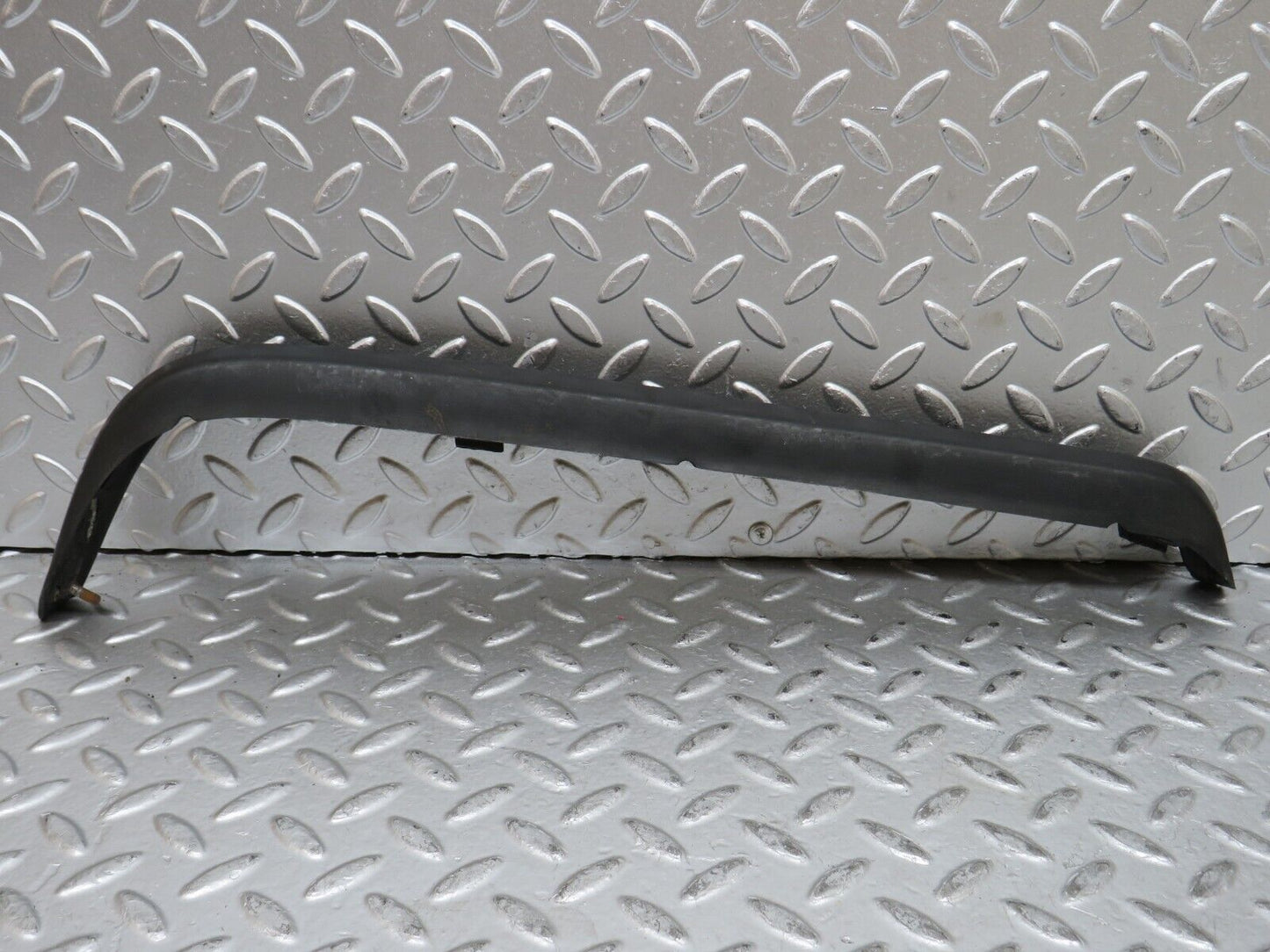 28064 Mercedes-Benz W123 280E Tail Light Moulding Trim Right Side