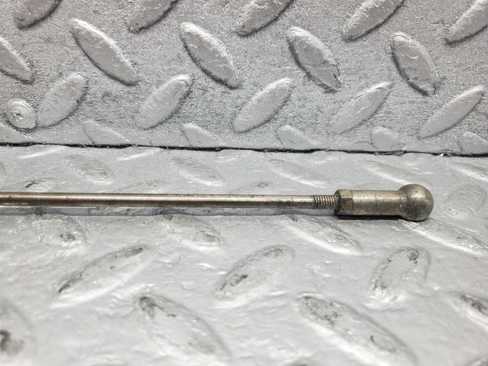 W126 Coupe cruise control actuator linkage rod used OEM
