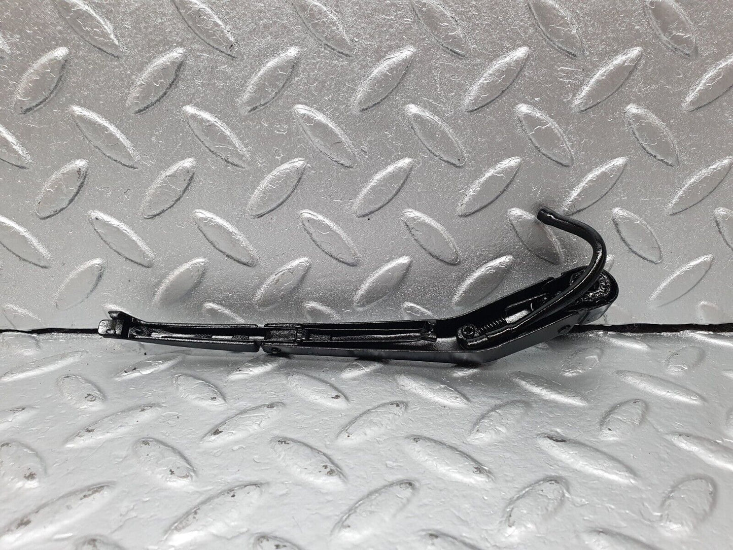 42348 Mercedes-Benz R129 320SL Coupe Headlight Wiper Arm Left Side