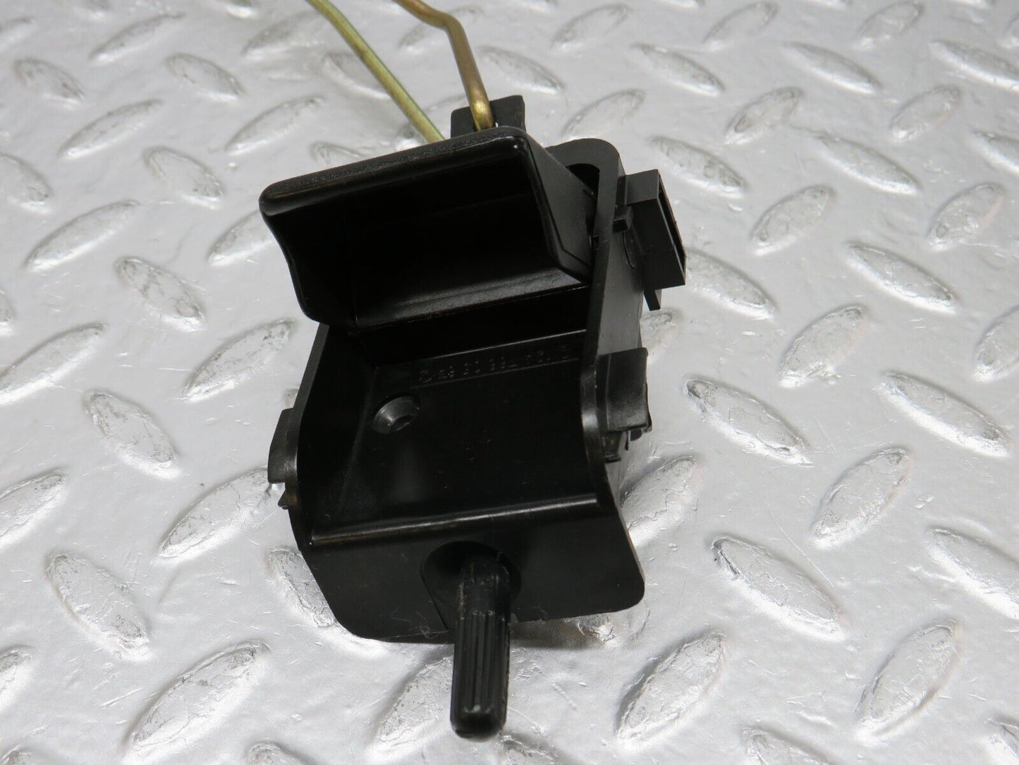 32495 Mercedes-Benz S124 300TE Wagon Interior Release Handle 1247660564