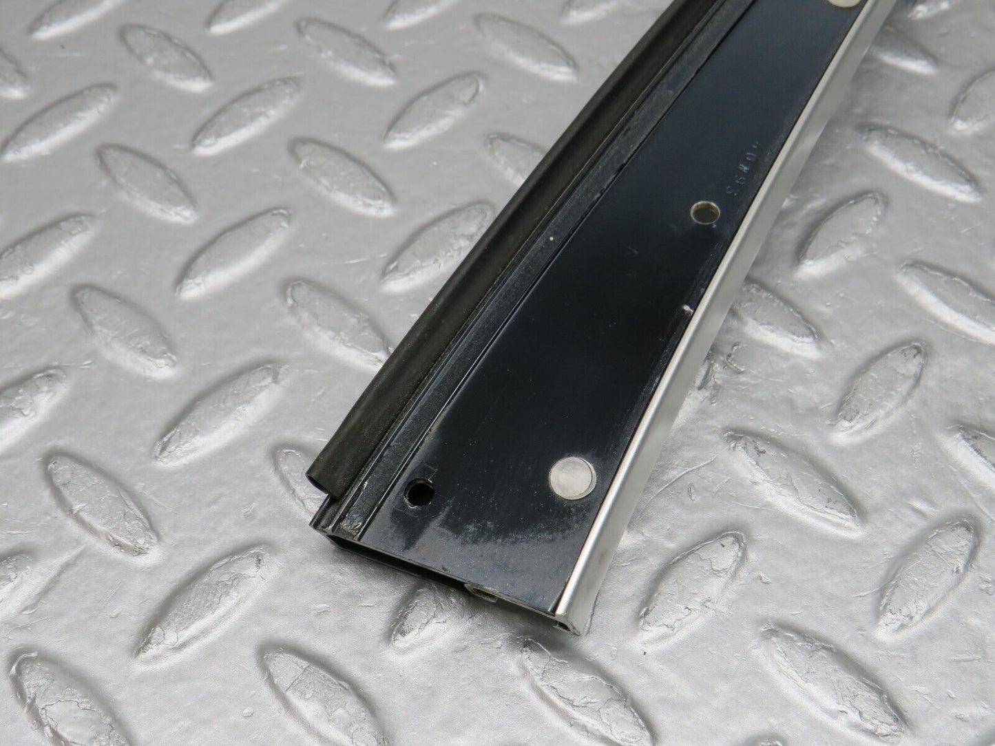 38521 Mercedes-Benz R129 280SL Coupe A Pillar Chrome Trim Cover Right