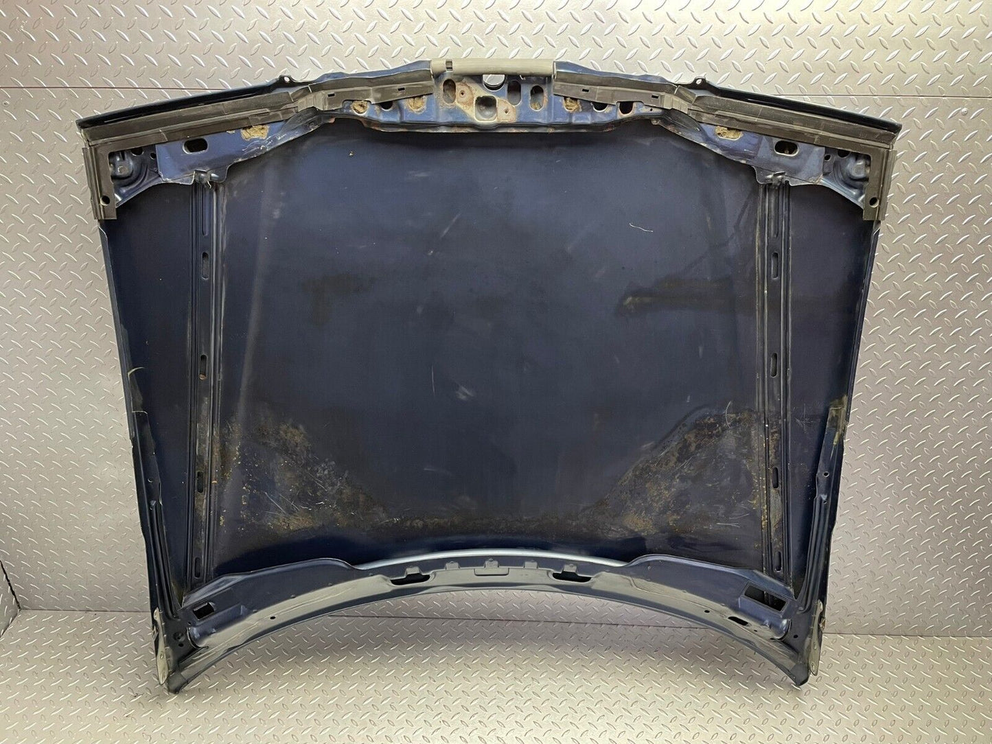 31421 Mercedes-Benz S124 220TE Wagon Bonnet