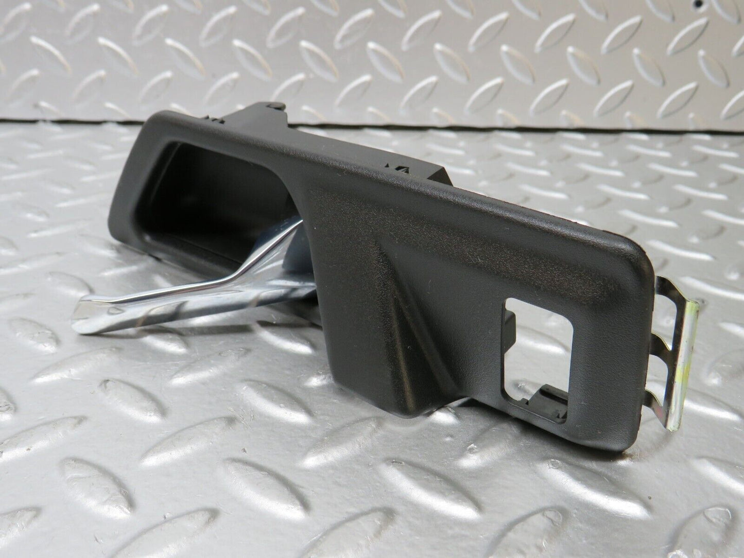 30267 Mercedes-Benz W124 230E Interior Door Handle Rear Right 1247600261