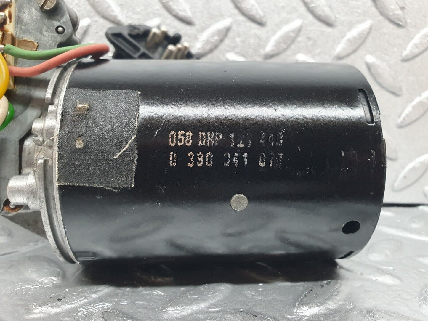 43943 Mercedes-Benz C123 230CE Coupe Wiper Motor Bosch 0390341077
