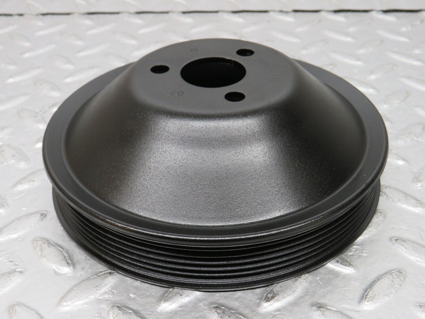 33755 Mercedes-Benz W201 190E 2.0L Power Steering Pump Pulley 2014600479
