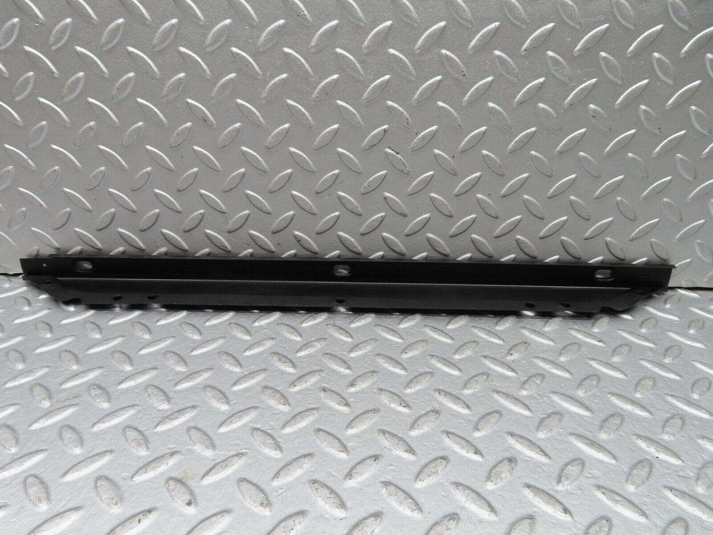 18537 Mercedes-Benz W111 220SE Coupe Rear Window Channel Support