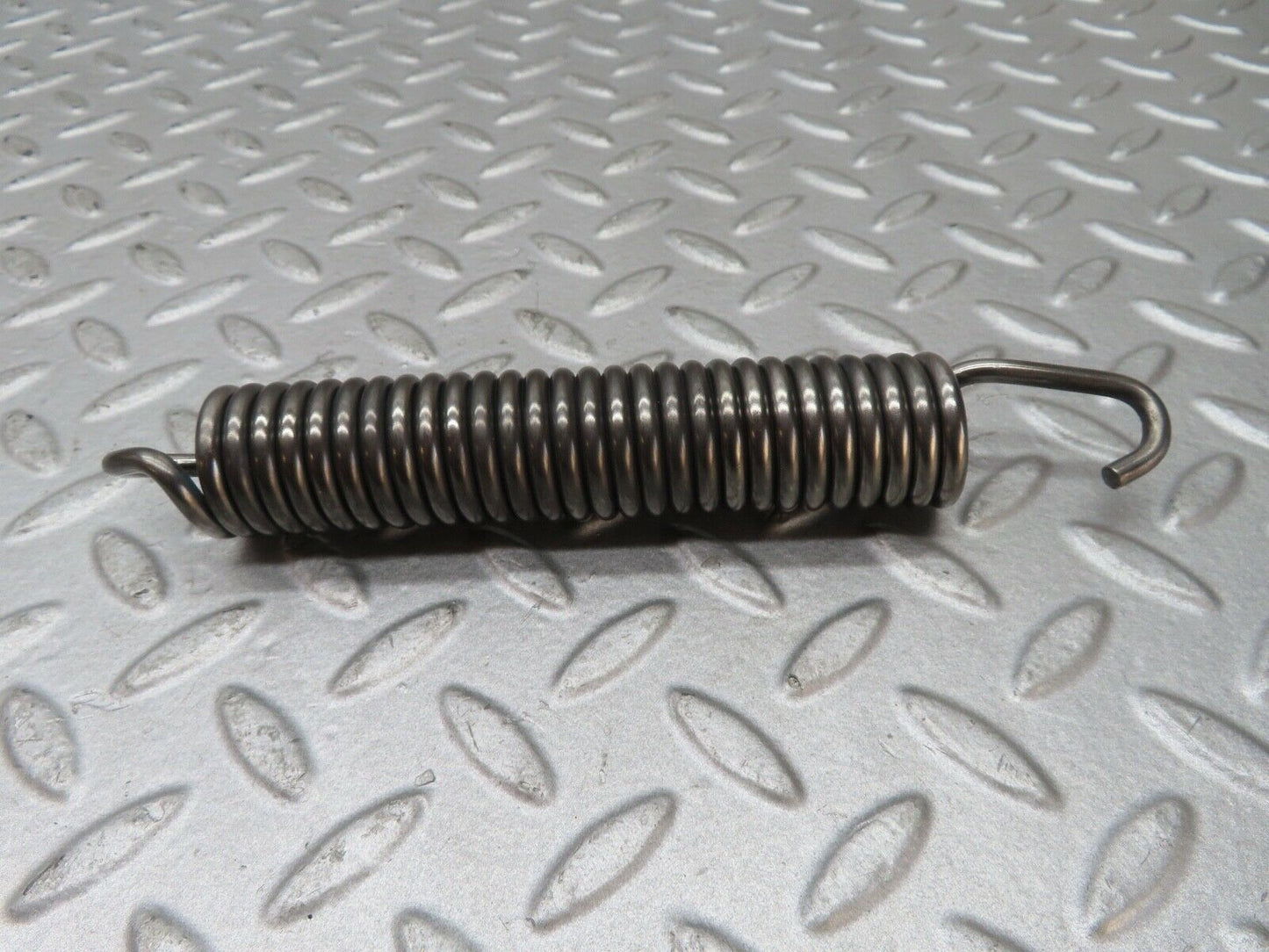 17603 Mercedes-Benz W116 450SEL Bonnet Hinge Spring