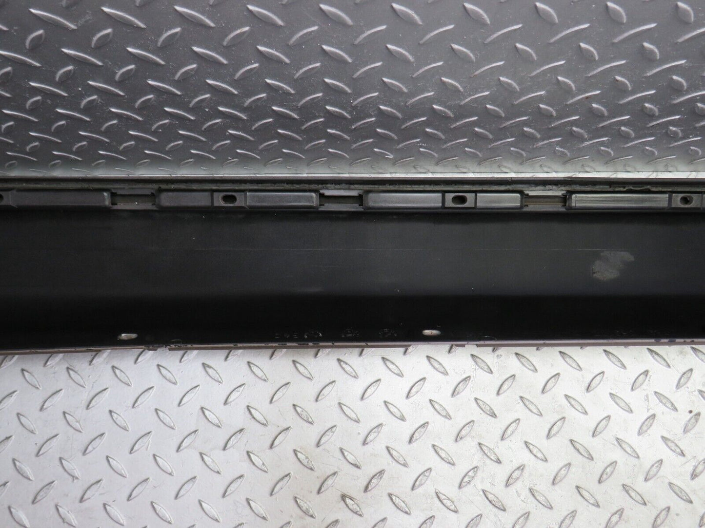 36607 Mercedes-Benz W201 190E 2.0L Side Skirt Right 2016906440 2016980930 2016981130