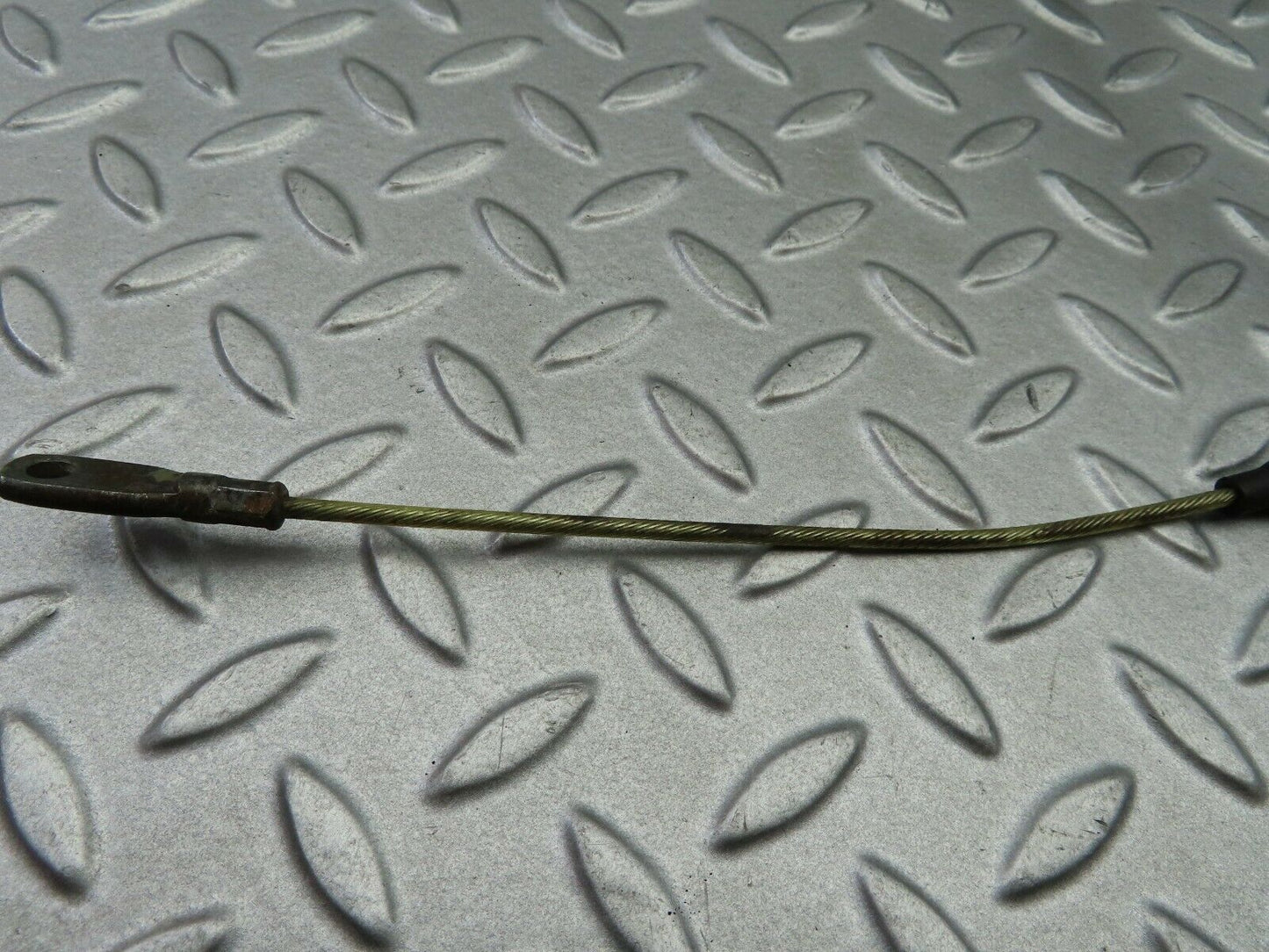 5922 Mercedes-Benz W123 200 Handbrake Cable