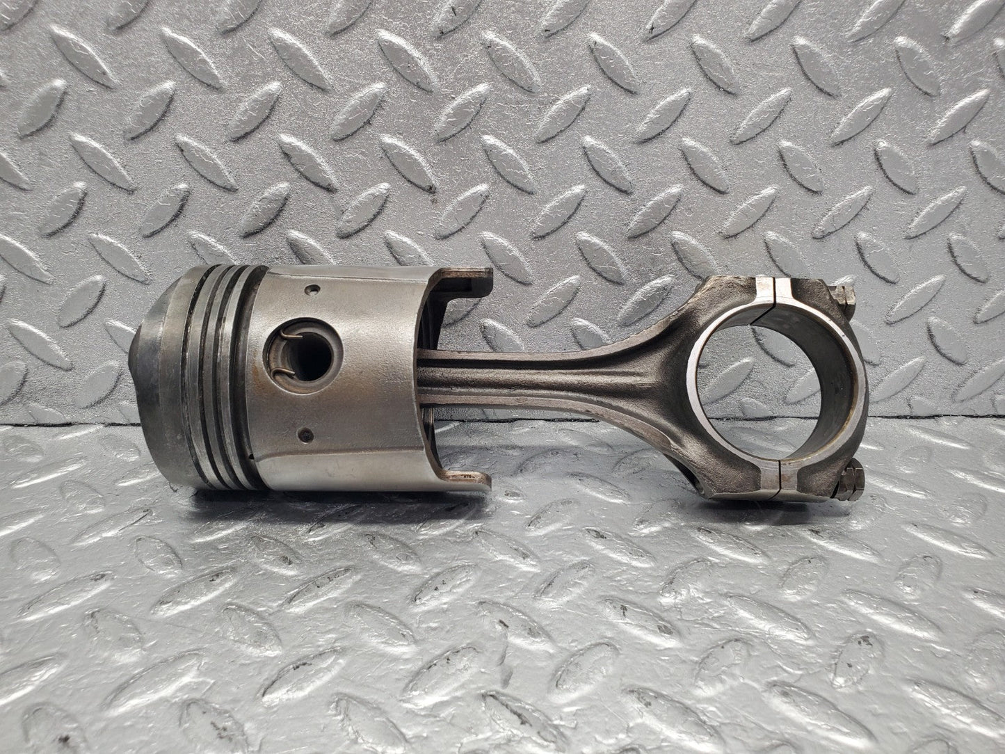 W112 piston and connecting rod used OEM