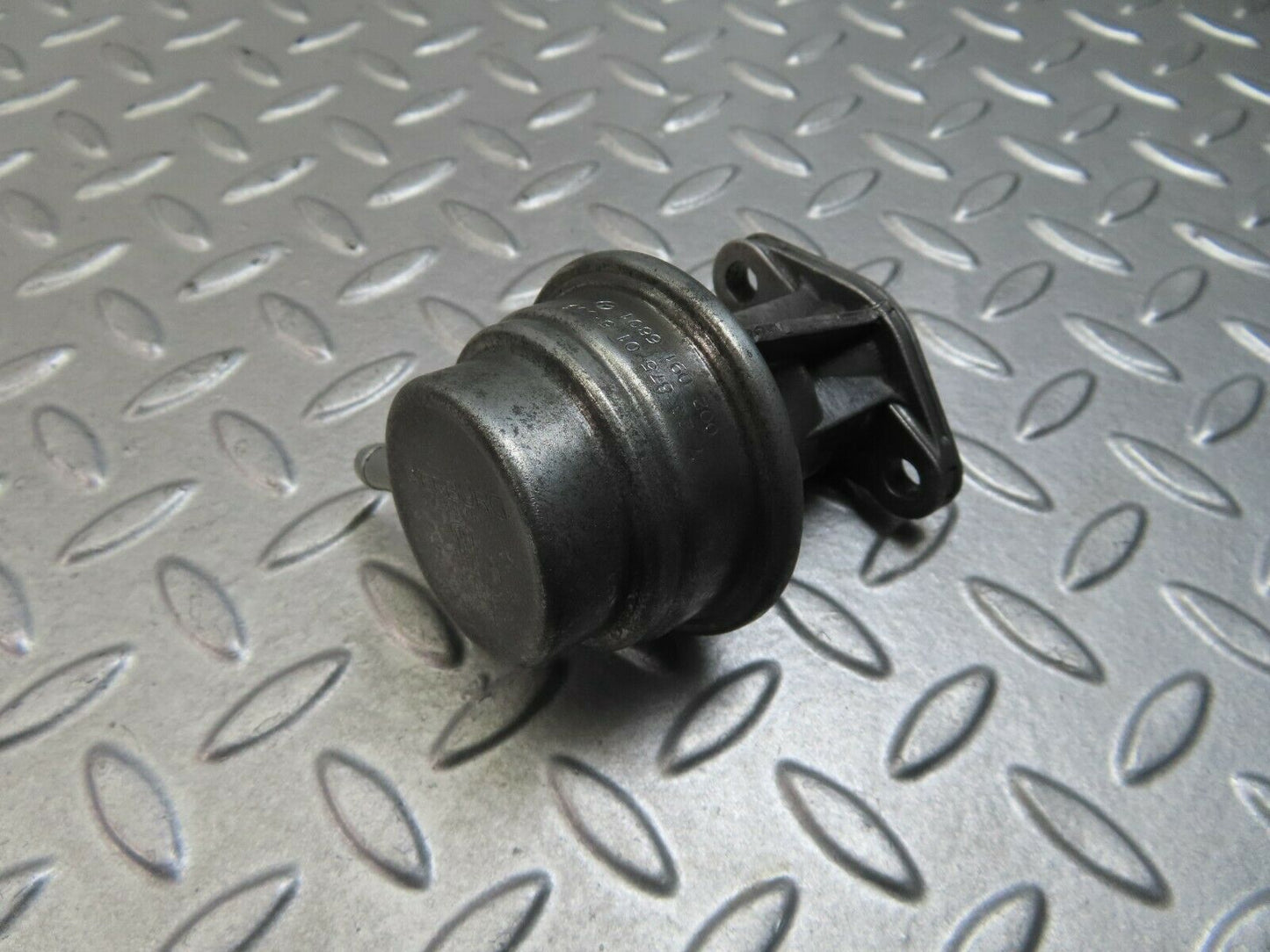 8828 Mercedes-Benz W124 Fuel Pump 0020916801