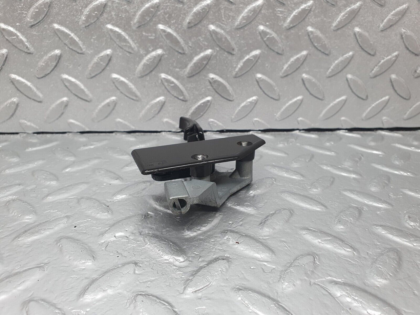 43533 Mercedes-Benz C126 380SEC Coupe Hood Opener Bonnet Opener