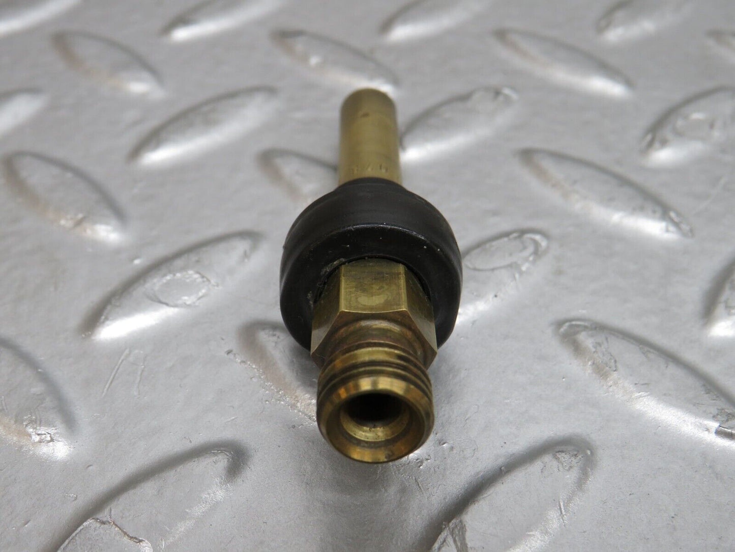 29577 Mercedes-Benz W124 230E Fuel Injector  0437502047 0000785623