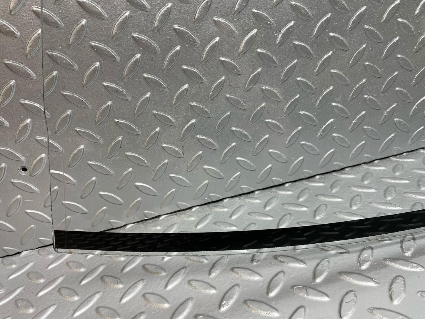 42409 Mercedes-Benz R107 Hard Top Rear Windscreen