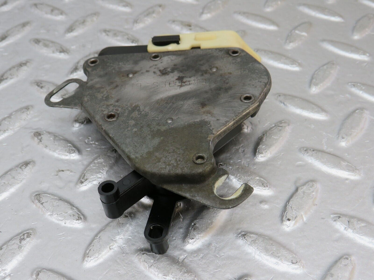 33522 Mercedes-Benz W202 C180 Reverse Light Switch 0005456806 1235450142