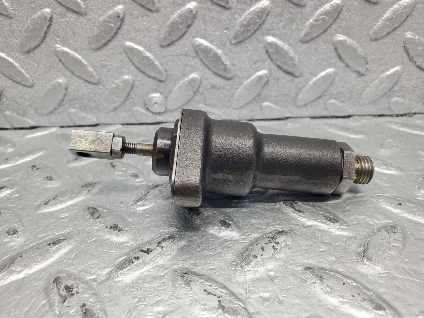 W112 idle regulator cylinder used OEM