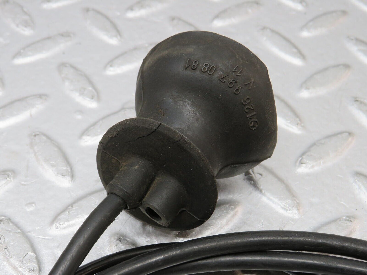 36299 Mercedes-Benz W126 420SE Bonnet Release Cable 1269970881