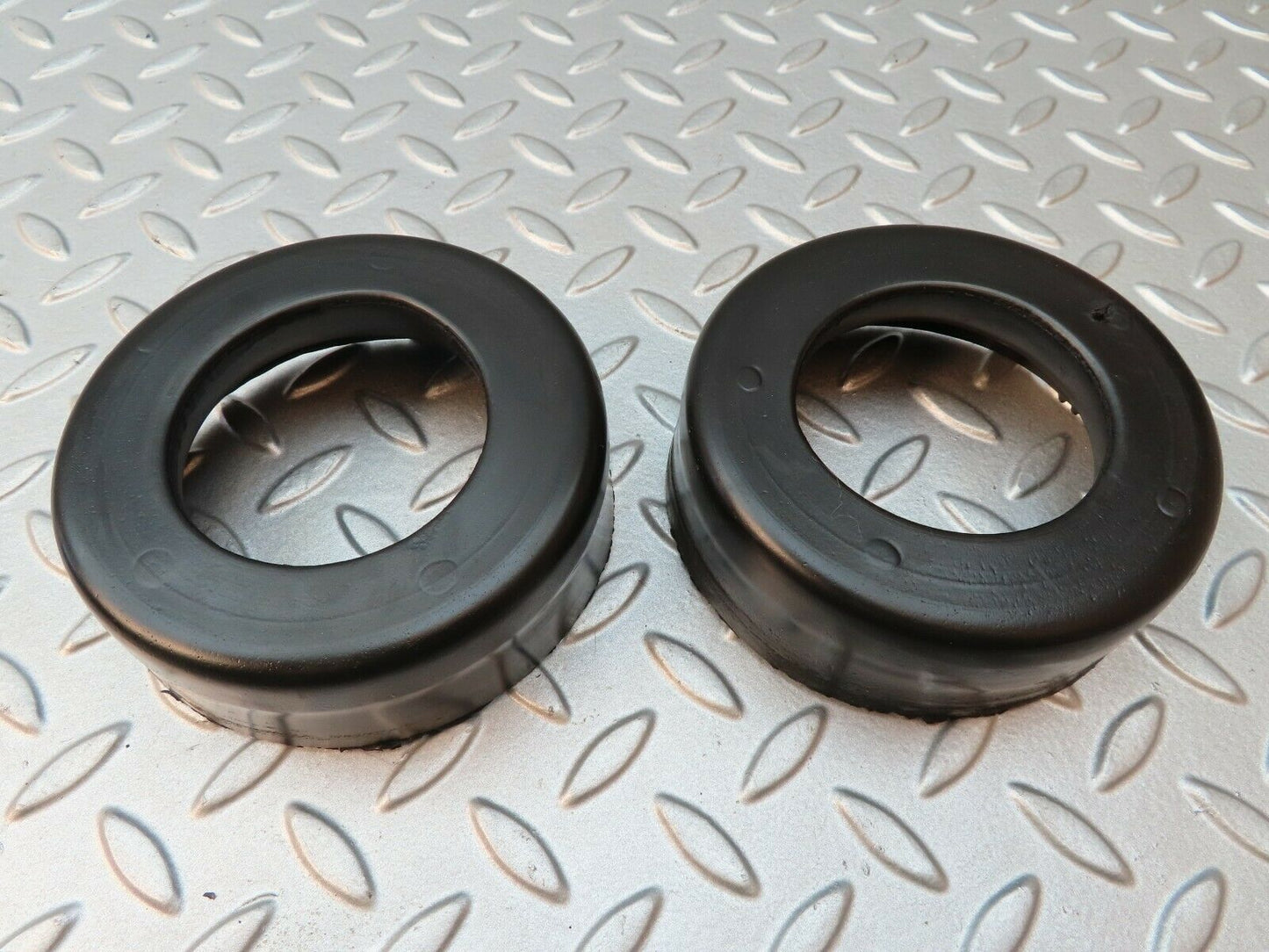 4219 Mercedes-Benz V123 240D LWB Front Rubber Buffer Suspension 1233211584