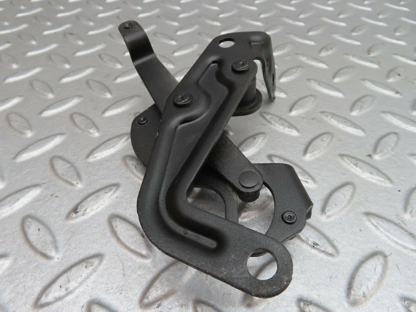 13805 Mercedes-Benz R107 450SL Throttle Linkage