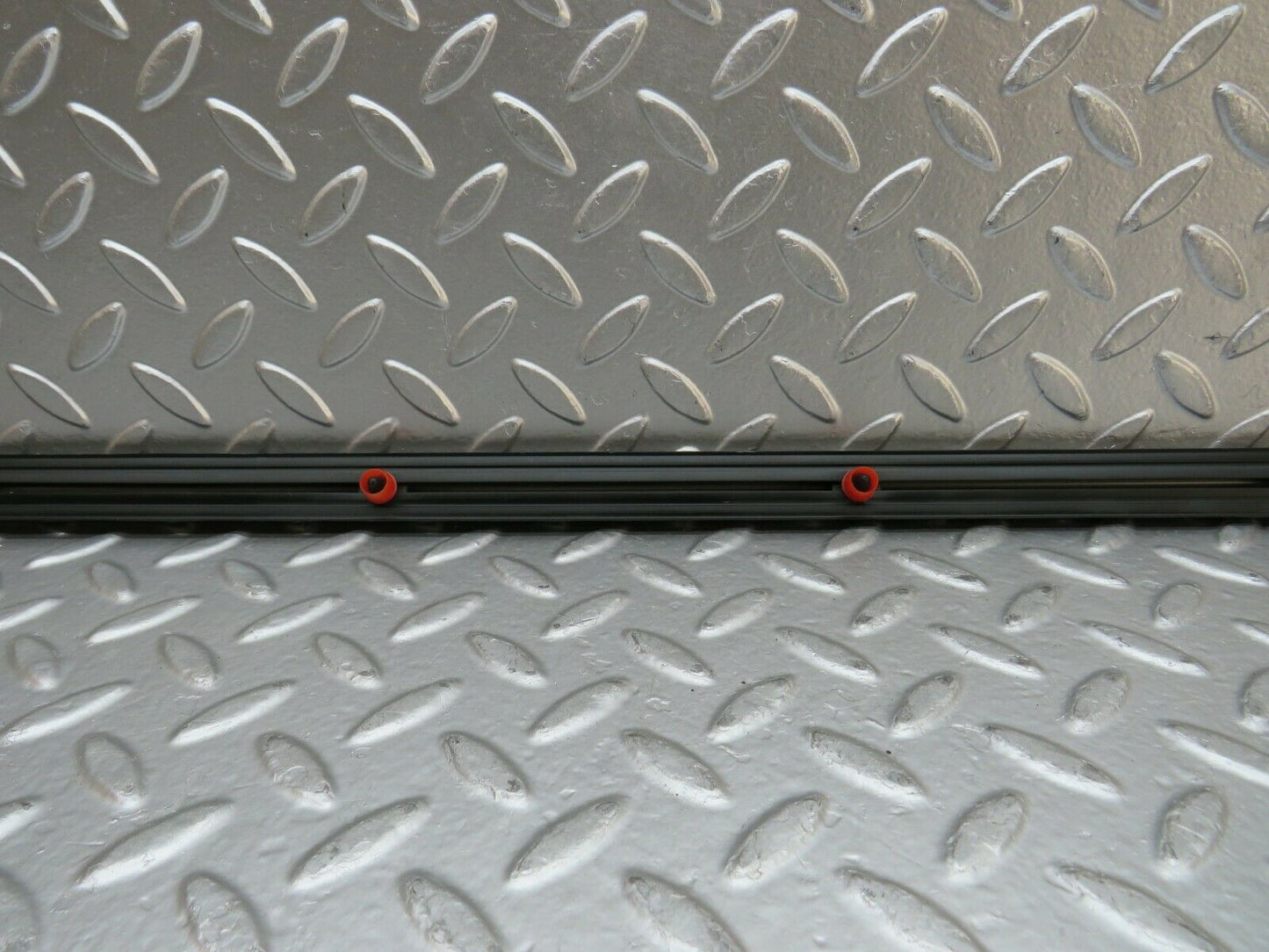 24009 Mercedes-Benz W123 280E Rear Left Door Centre Moulding Trim
