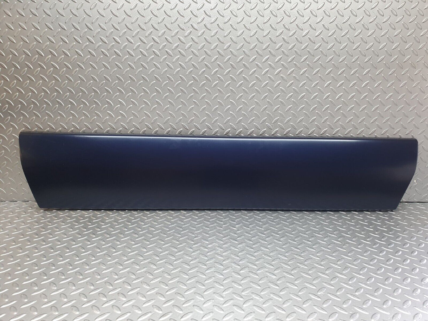 42177 Mercedes-Benz R129 320SL Coupe Right Door Lower Moulding Trim 1296900440