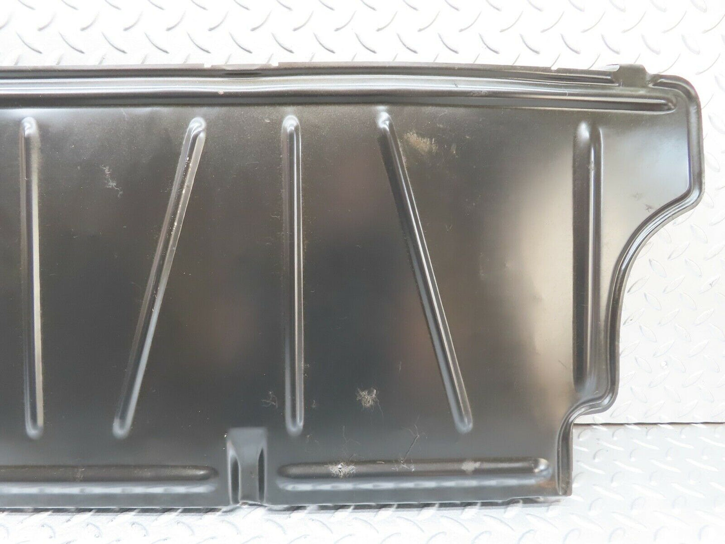 19189 Mercedes-Benz W123 300D Fuel Tank Cover Plate