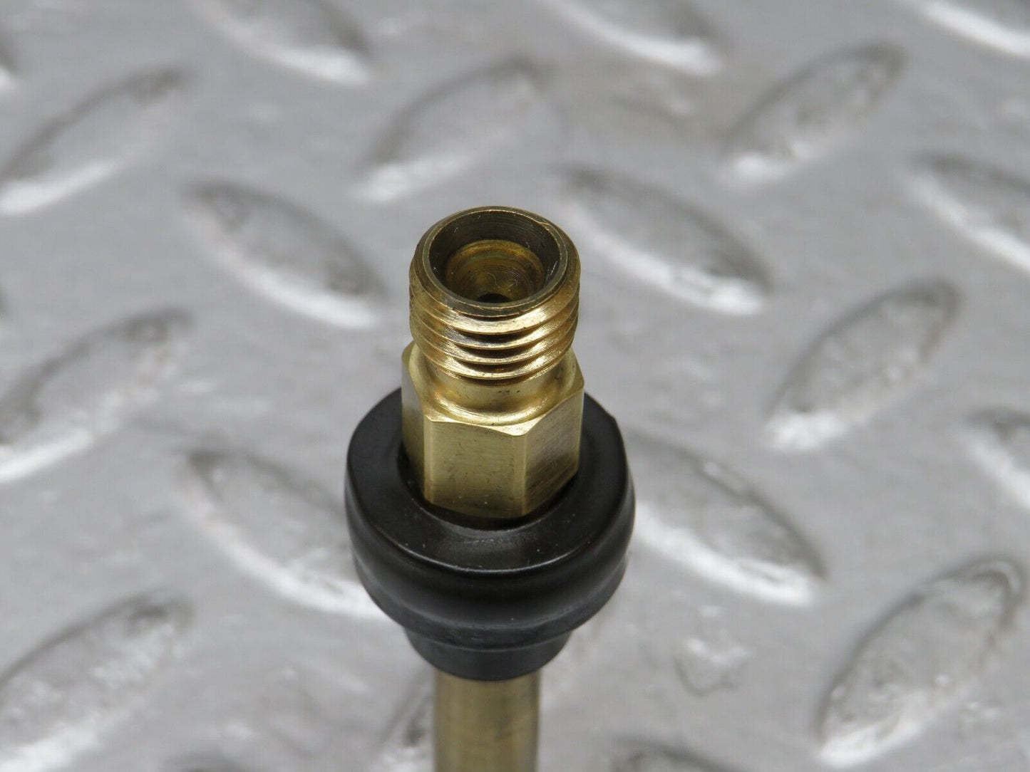 36705 Mercedes-Benz W201 190E Fuel Injector 0437502047