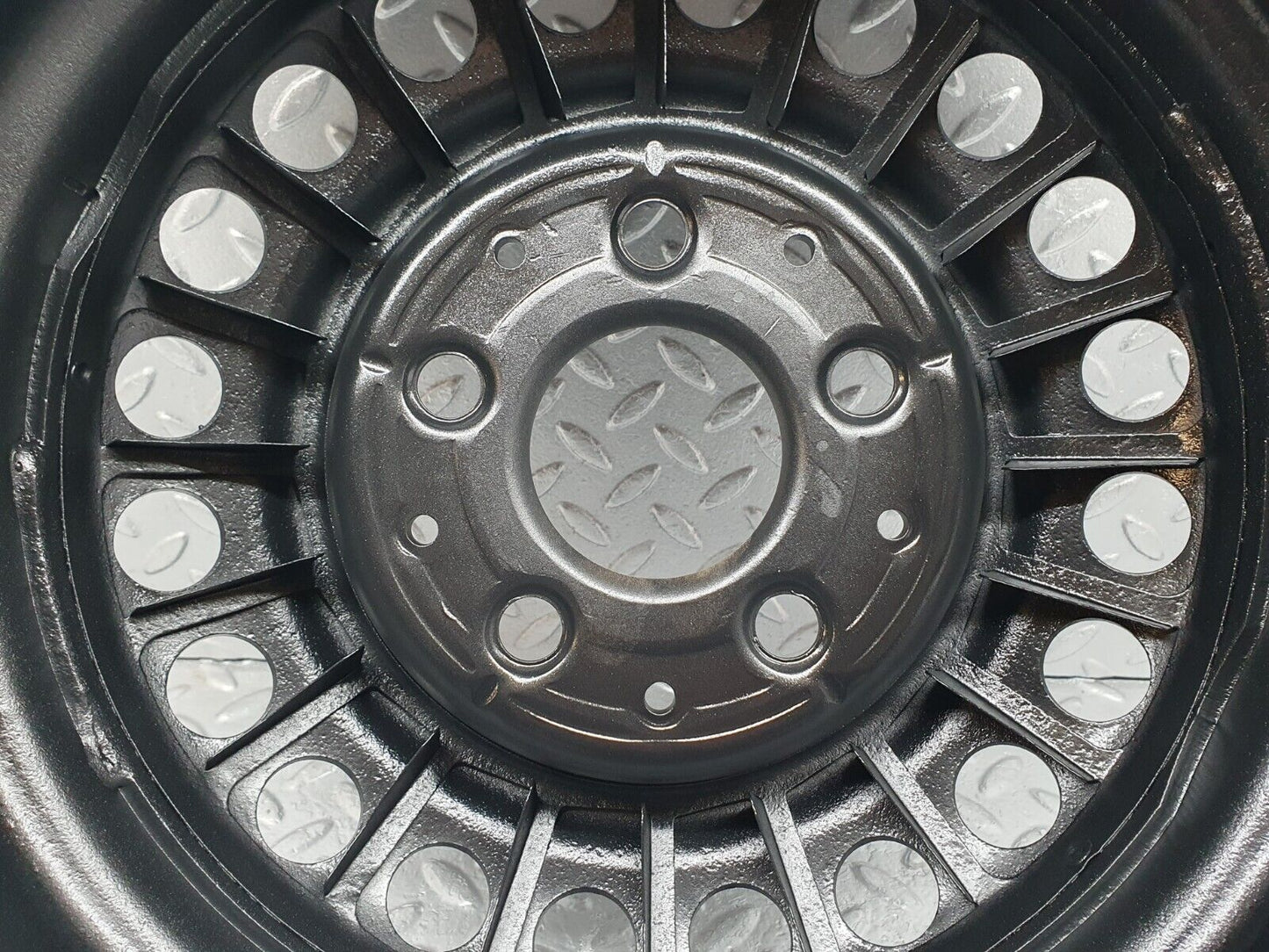 43429 Mercedes-Benz W108 Steel Wheel 6Jx14H2 ET30 1084000702