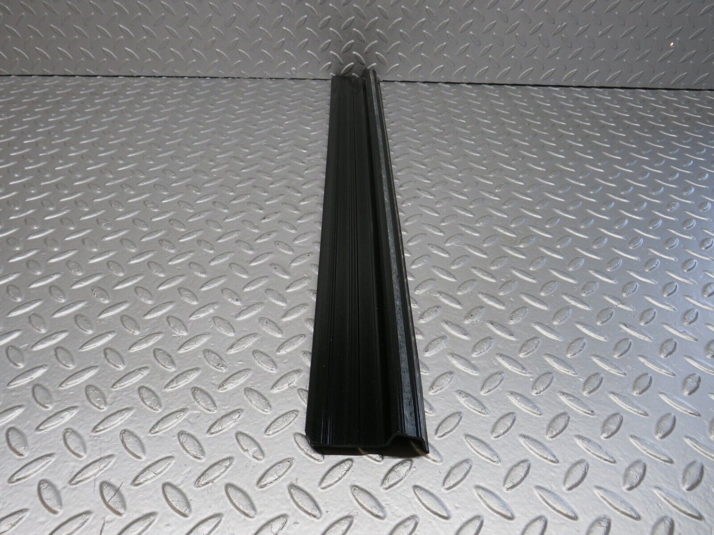 40631 Mercedes-Benz W123 300D Front Right Door Sill Trim Black