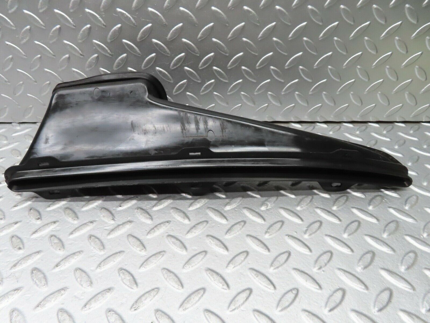 20595 Mercedes-Benz R107 450SL Coupe Air Duct Vent Right Side