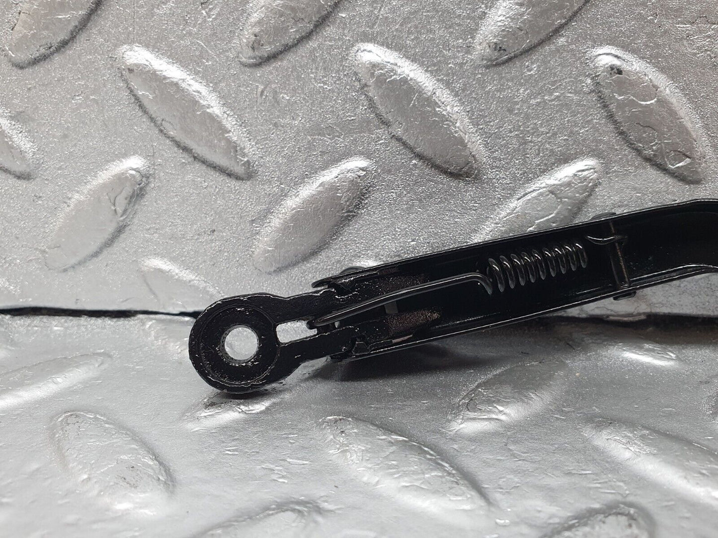 44078 Mercedes-Benz C123 230CE Coupe Headlight Wiper Arm Left Side