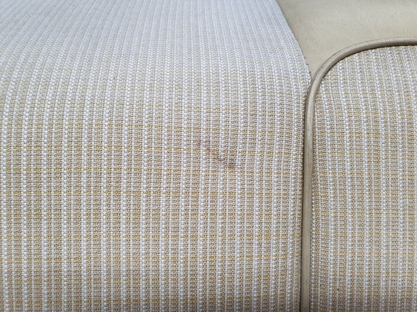 44208 Mercedes-Benz C123 230CE Coupe Rear Seat Beige 1239200316