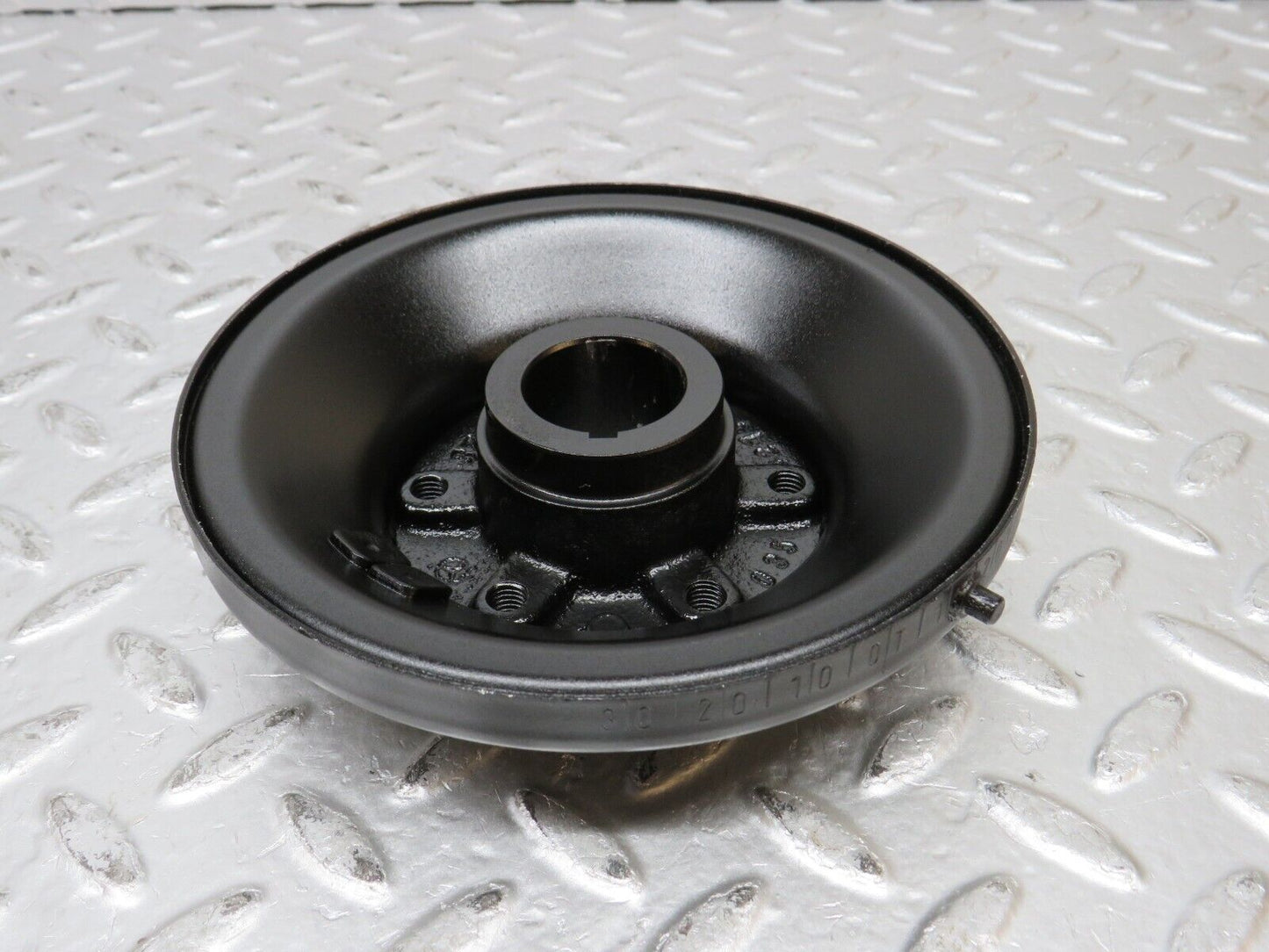 31874 Mercedes-Benz W201 190LE 1.8L Crankshaft Vibration Damper Pulley 1020300378
