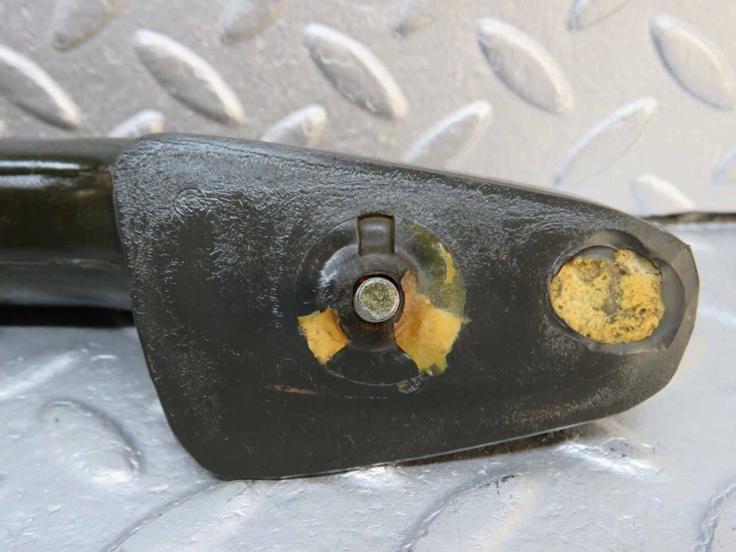 40213 Mercedes-Benz W110 230 Interior Door Handle Right Side 1129700401