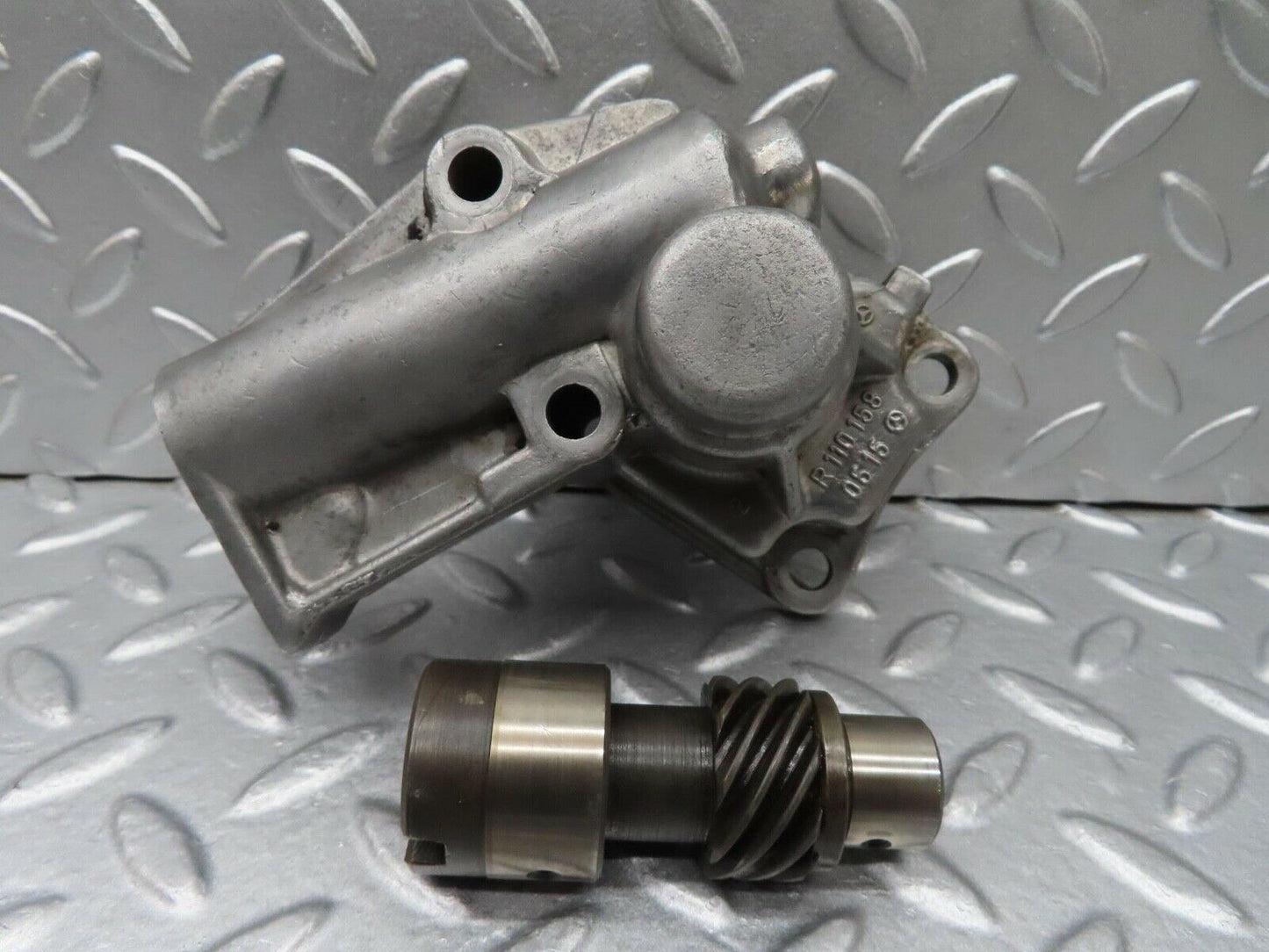 14045 Mercedes-Benz C107 280SLC Ignition Distributor Housing 1101580515