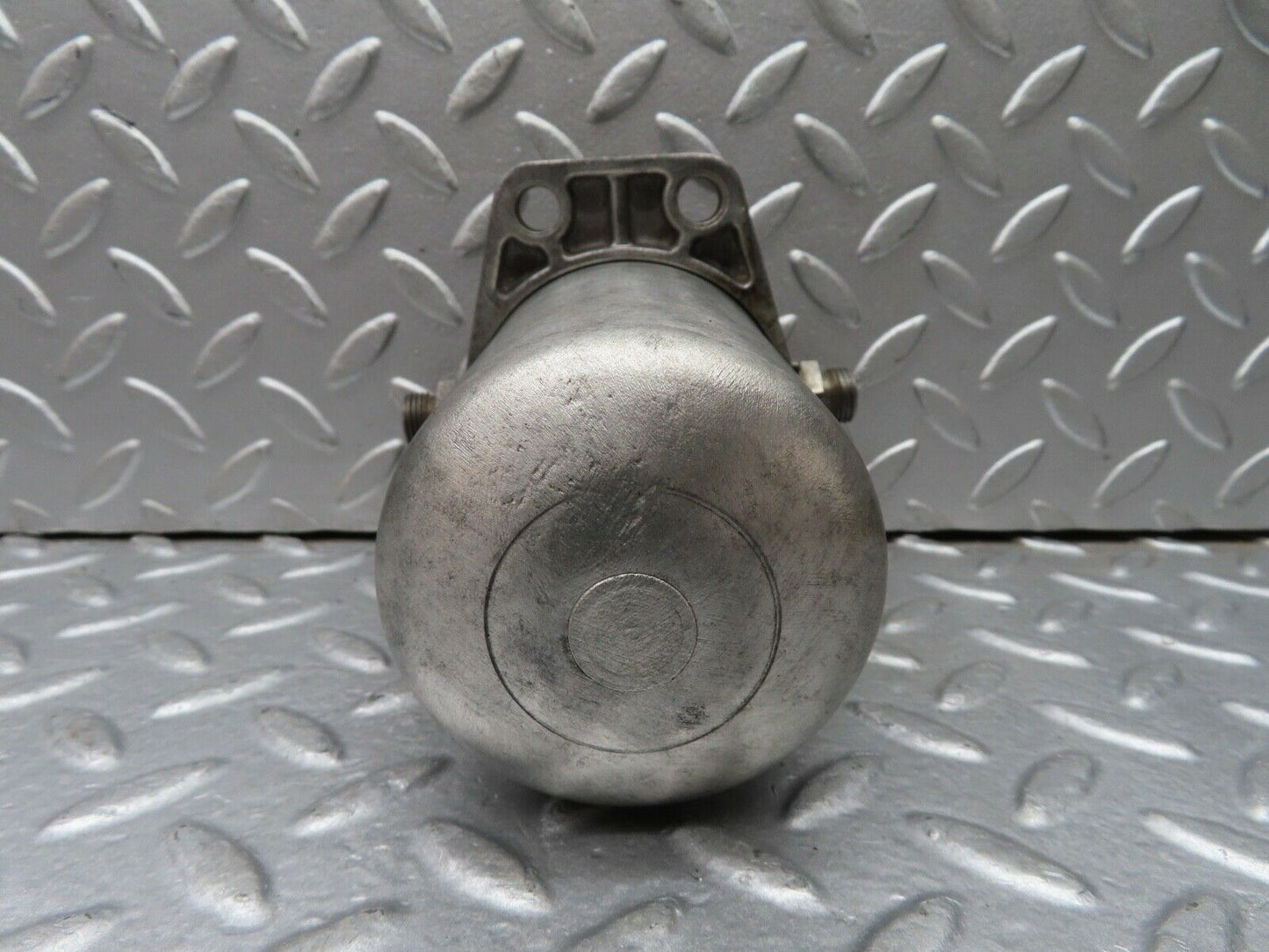 18289 Mercedes-Benz W111 220SE Coupe Fuel Filter Housing