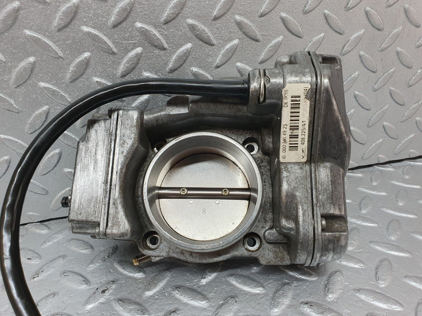 42499 Mercedes-Benz R129 320SL Coupe Throttle Body Valve VDO 0001414925