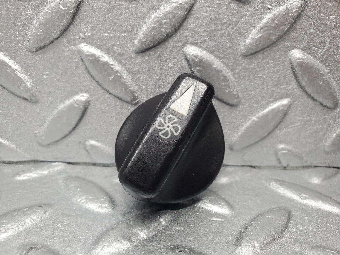 46536 Mercedes-Benz C123 280CE Coupe Heater Control Knob Set